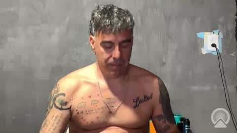 chato012 online show from 6, 11, 2025