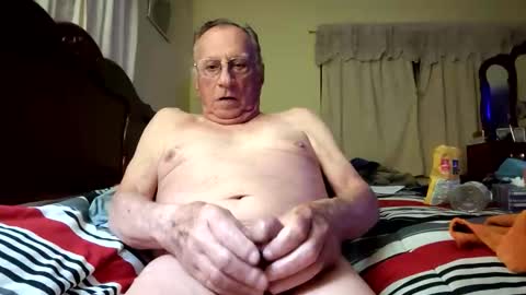 Snapshot of chatoffmale60 chatting on 2, 4, 2026 chatoffmale60 online show from 2, 4, 2026