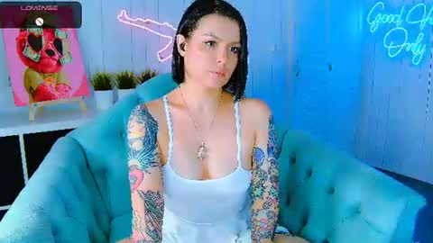 Snapshot of chaturkaterina chatting on 1, 7, 2026 Miss Harmony online show from 1, 7, 2026