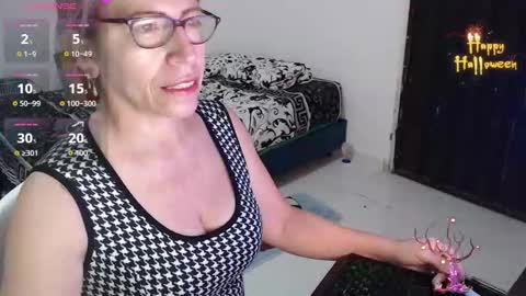 CHAYLA VICTORIA RUIZ  online show from 24, 10, 2025