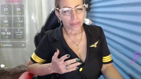 Snapshot of chayla_ruiz chatting on 4, 6, 2026 CHAYLA VICTORIA RUIZ online show from 4, 6, 2026