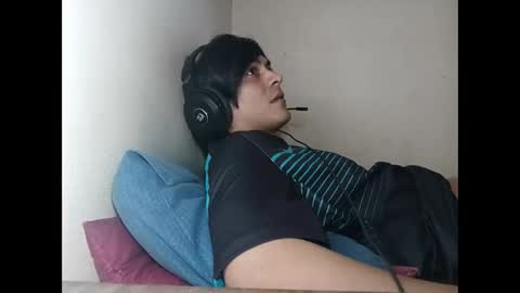 Snapshot of chaynochayno chatting on 11, 4, 2026 OnlyChayno online show from 11, 4, 2026