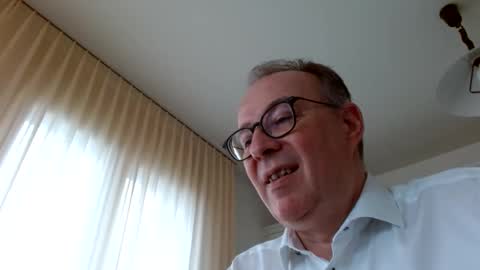 cheer2u online show from 17, 2, 2025