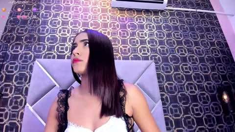 Snapshot of cheerryblossom_ chatting on 4, 11, 2025 Cherry online show from 4, 11, 2025