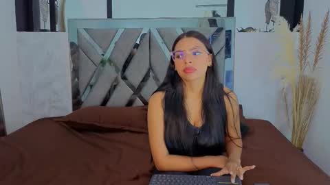   online show from 23, 2, 2026