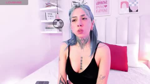 Snapshot of chelsea_bless chatting on 23, 10, 2025 chelsea_bless online show from 23, 10, 2025