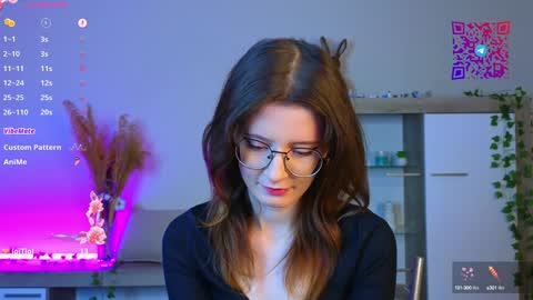 Mona online show from 6, 12, 2024