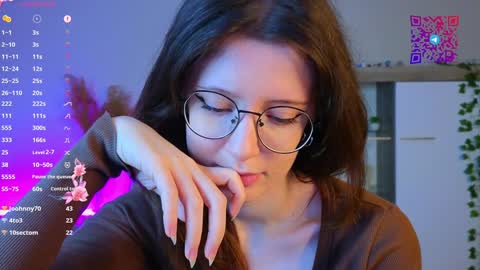 Mona online show from 10, 12, 2024