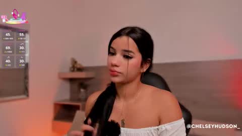 chelsey_hudson online show from 3, 12, 2025