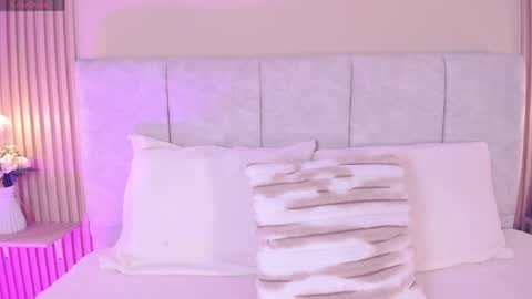 Snapshot of cherlyn_1 chatting on 21, 5, 2026 cherlyn_1 online show from 21, 5, 2026