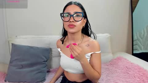 cherry_bunnyx online show from 29, 3, 2026