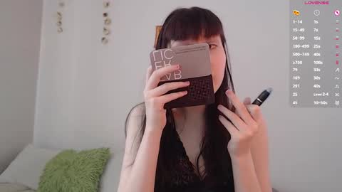 Cheryl online show from 24, 2, 2025