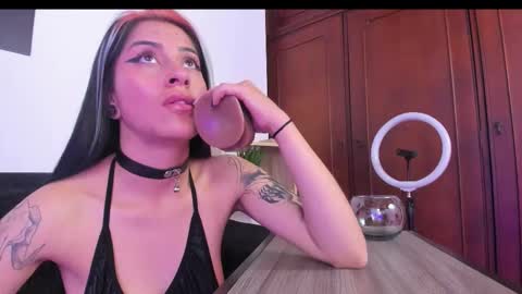 Snapshot of cherry_jenklins8 chatting on 3, 11, 2025 cherry_jenklins8 online show from 3, 11, 2025