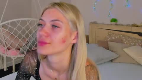 Snapshot of cherry_pr1ce chatting on 21, 7, 2026 cherry_pr1ce online show from 21, 7, 2026