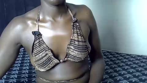 Cherry venuss online show from 22, 11, 2025