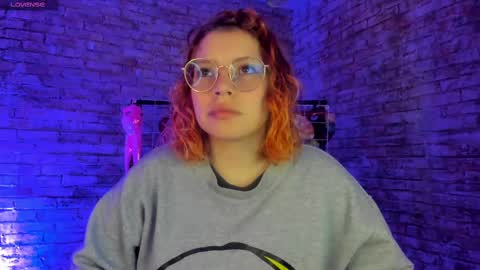 Snapshot of cherry_xoxx chatting on 12, 9, 2025 online show from 12, 9, 2025