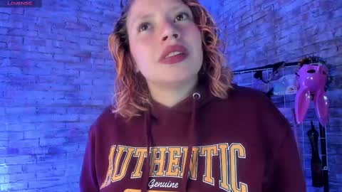 Snapshot of cherry_xoxx chatting on 20, 9, 2025 online show from 20, 9, 2025