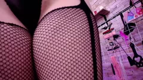     online show from 28, 2, 2026