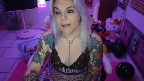 CherryBombBomb online show from 1, 2, 2025