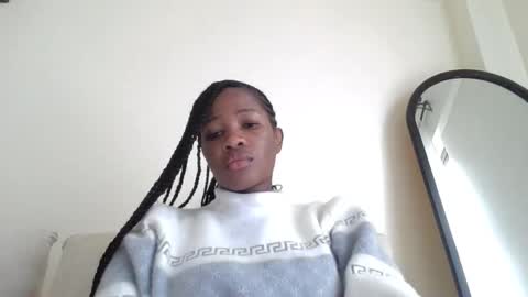 Cherryblossom2002 online show from 13, 10, 2025