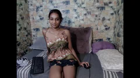 Snapshot of cherryindian694u chatting on 14, 6, 2026 leah is the name online show from 14, 6, 2026
