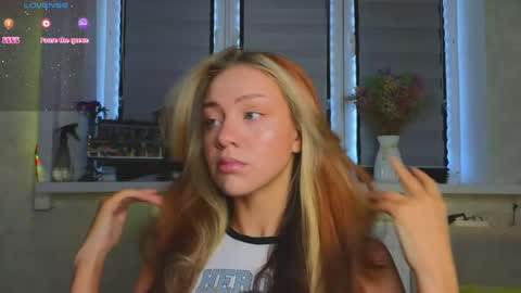 Snapshot of cherrypepperkiss chatting on 23, 5, 2026 Lysia online show from 23, 5, 2026