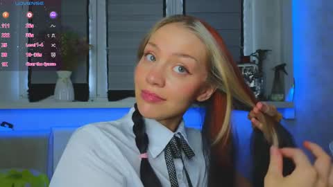 Snapshot of cherrypepperkiss chatting on 26, 5, 2026 Lysia online show from 26, 5, 2026