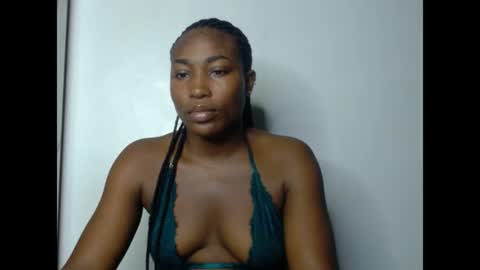 cherrywetpussy online show from 25, 6, 2026