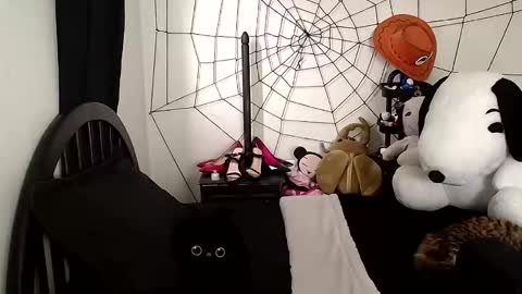 Cherry  online show from 15, 10, 2025