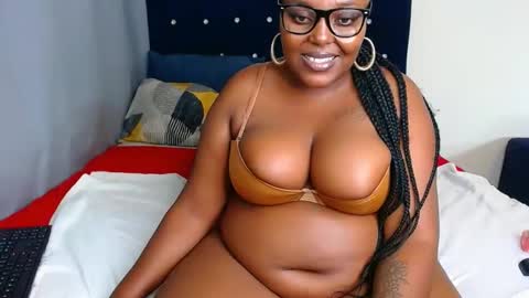 Snapshot of cherryyummy69 chatting on 17, 2, 2025 cherryyummy69 online show from 17, 2, 2025