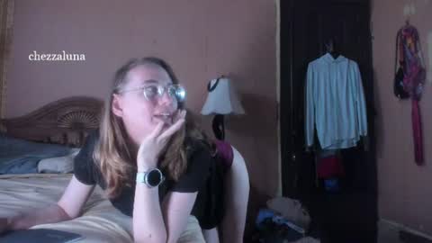Snapshot of chezzaluna chatting on 10, 7, 2026 Chezza online show from 10, 7, 2026