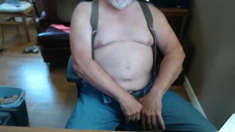 Snapshot of chgodad chatting on 7, 10, 2025 chgodad online show from 7, 10, 2025