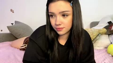 Snapshot of chiekodavanzo chatting on 17, 6, 2026 Becky online show from 17, 6, 2026