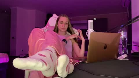 Goddess Vika - owner of all ur money online show from 9, 12, 2024