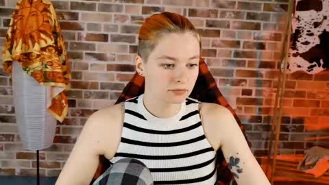 Snapshot of chillsnail_bro chatting on 9, 10, 2025 Bella online show from 9, 10, 2025