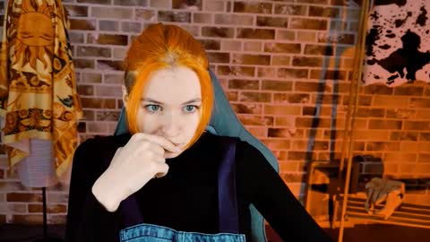 Snapshot of chillsnail_bro chatting on 17, 10, 2025 Bella online show from 17, 10, 2025