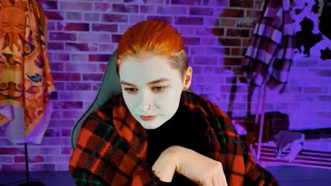 Snapshot of chillsnail_bro chatting on 20, 10, 2025 Bella online show from 20, 10, 2025