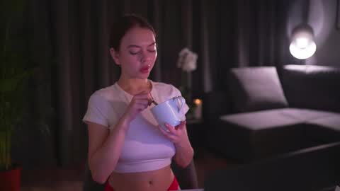 chillwithstacy online show from 25, 2, 2025