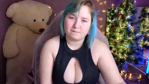 Snapshot of chimberwol chatting on 18, 12, 2025 Chim-Chim online show from 18, 12, 2025