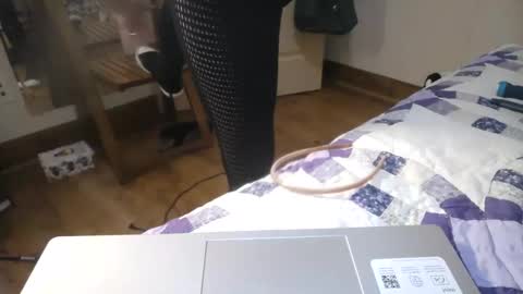 Snapshot of chinacove chatting on 28, 4, 2026 ChinaCove online show from 28, 4, 2026