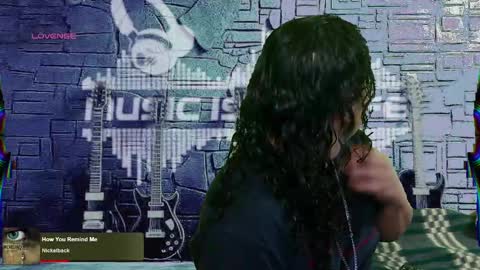 Snapshot of chinoroz chatting on 3, 3, 2025 Enrique online show from 3, 3, 2025