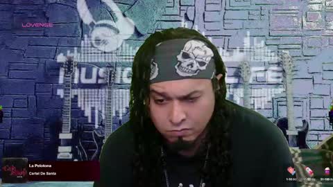 Snapshot of chinoroz chatting on 4, 3, 2025 Enrique online show from 4, 3, 2025