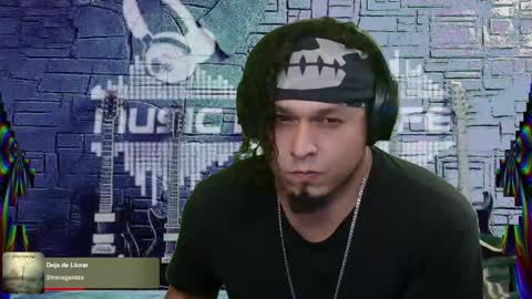 Snapshot of chinoroz chatting on 5, 3, 2025 Enrique online show from 5, 3, 2025