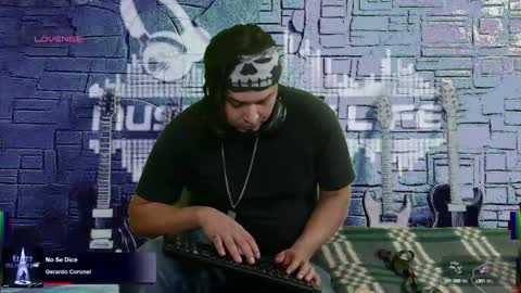 Snapshot of chinoroz chatting on 7, 3, 2025 Enrique online show from 7, 3, 2025