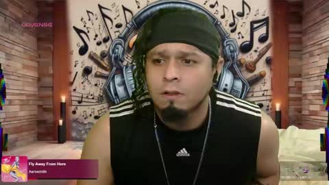 Snapshot of chinoroz chatting on 10, 3, 2025 Enrique online show from 10, 3, 2025