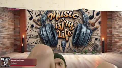 Snapshot of chinoroz chatting on 10, 3, 2025 Enrique online show from 10, 3, 2025