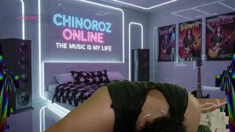 Snapshot of chinoroz chatting on 18, 9, 2025 Enrique online show from 18, 9, 2025