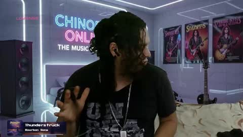 Snapshot of chinoroz chatting on 30, 9, 2025 Enrique online show from 30, 9, 2025