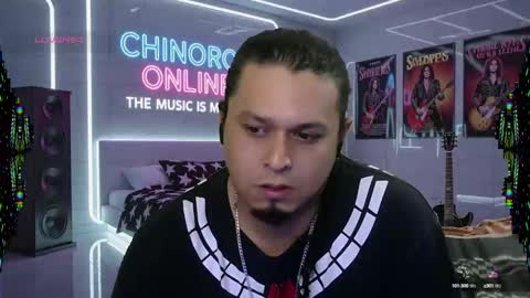 Snapshot of chinoroz chatting on 7, 10, 2025 Enrique online show from 7, 10, 2025