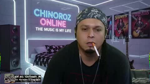 Snapshot of chinoroz chatting on 8, 10, 2025 Enrique online show from 8, 10, 2025